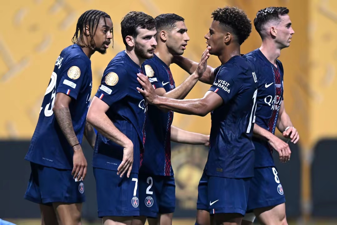 开云体育下载-葡超倒计时，拜仁慕尼黑赛前再遭质疑，细节引发关注，态度坚定，身体对抗强度拉满的简单介绍