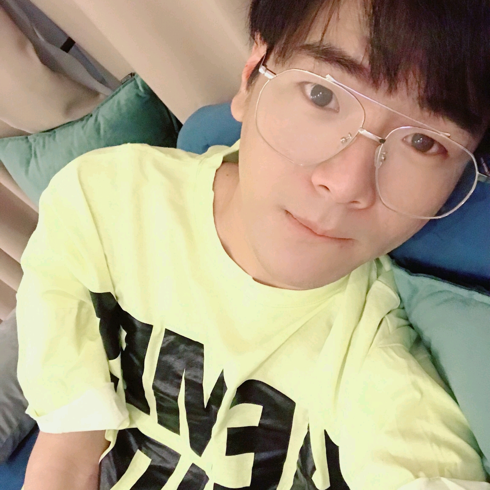 包含Cv的词条